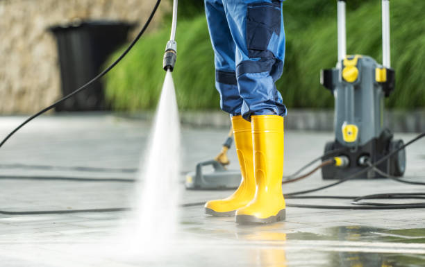Best Affordable Pressure Washing  in Lindsay, TX