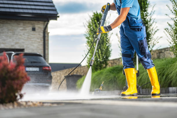 Fence Pressure Washing in Lindsay, TX