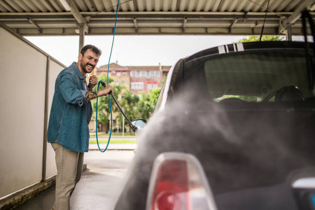 Best Commercial Building Pressure Washing  in Lindsay, TX